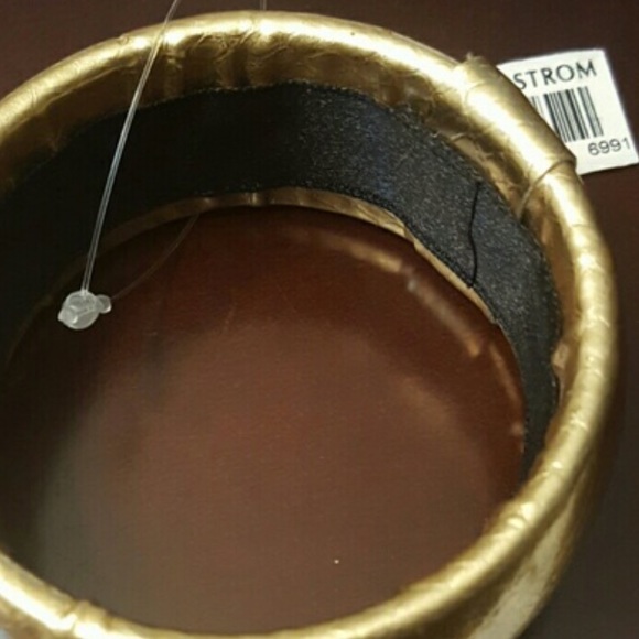 🆕 Nordstrom Textured Bangle - Picture 6 of 7